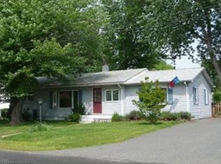 1311 Calvert Rd, Chester, MD 21619