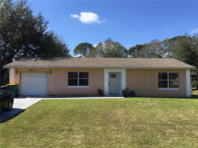 1st image of 924 Salerno Ct