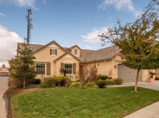 3227 Sussex Ave, Clovis, CA