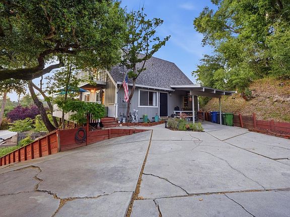 3rd image of 8684 Hihn Rd