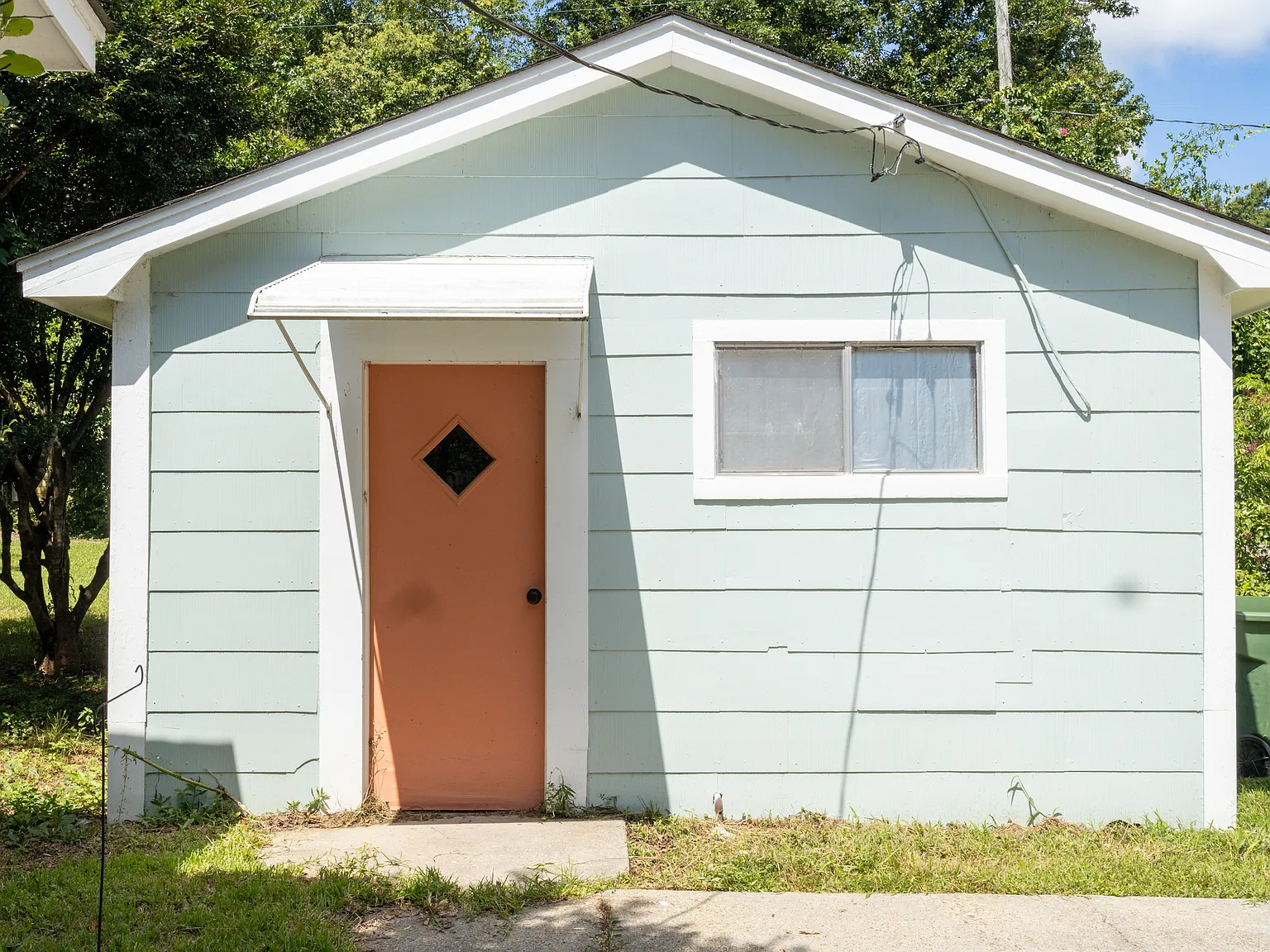 3 bed, 2.0 bath, 1601 sqft, $1,850 — Photo 3