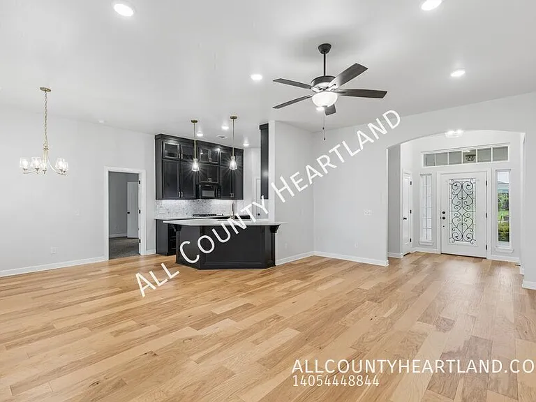 612 Firefork Ave — Photo 3