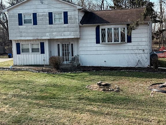2nd image of 142 Prospect Plains Rd