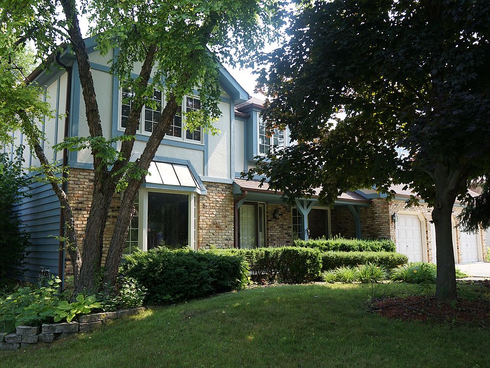 1st image of 852 Rockbridge Dr
