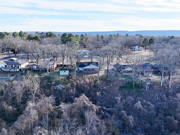 3rd image of 26 Riverview Rd