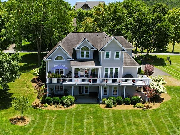 3rd image of 358 Olde Charter Circle