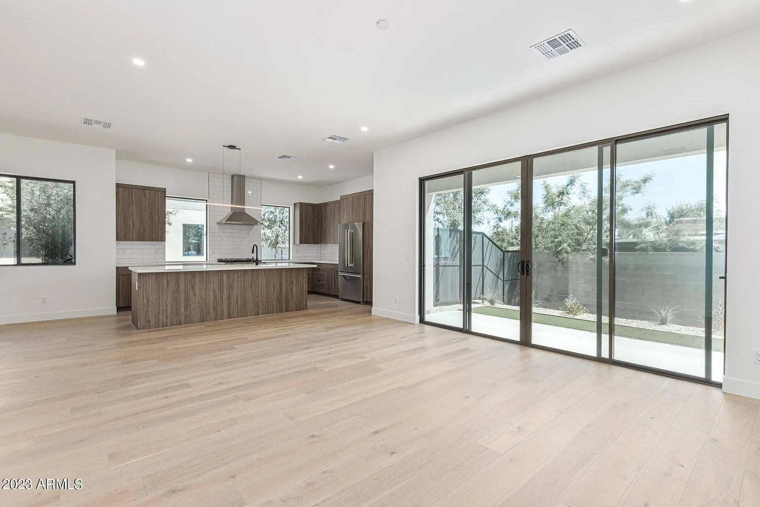 4 bed, 2648 sqft, $4,499 — Photo 1