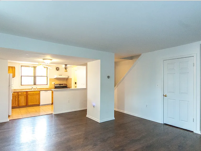 1336 S St NW — Photo 3