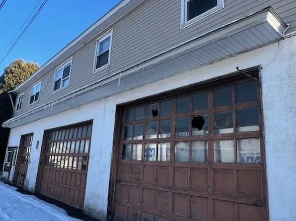 418 W 20th St, Hazleton, PA 18201