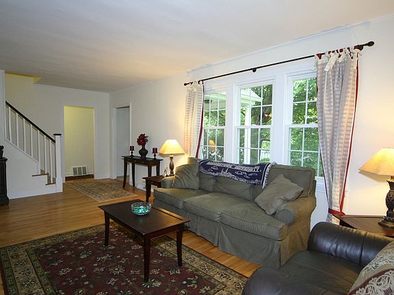 5th image of 4001 Glenridge St
