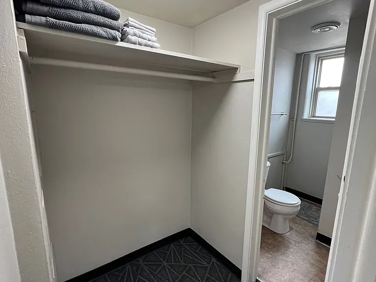 217 S Spring Ave — Photo 6