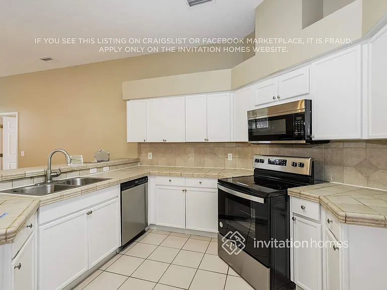 4409 Blantyre Pl — Photo 4