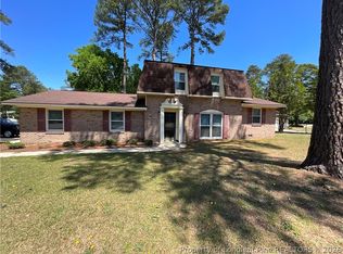 619 Lufkin Cir, Fayetteville, NC 28311