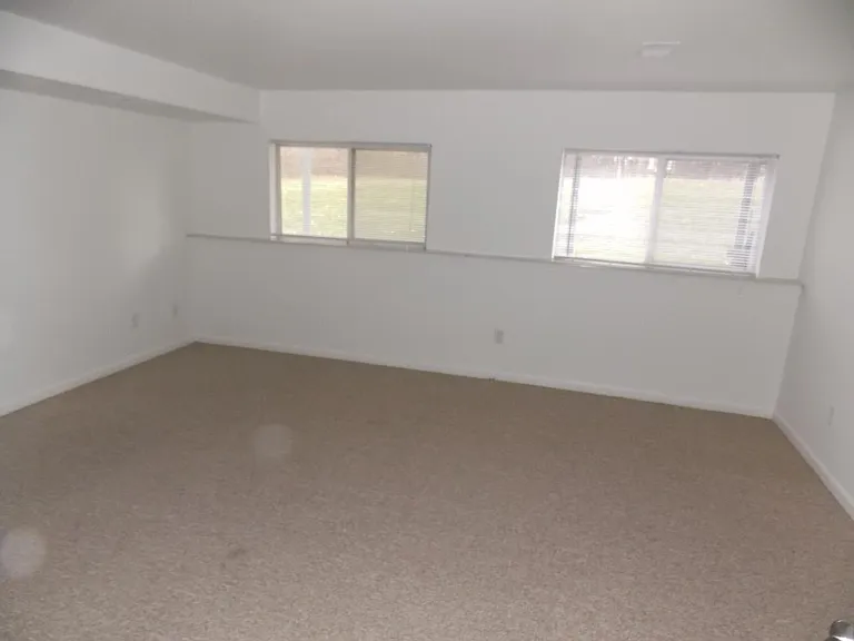 3800 Burton St SE — Photo 5