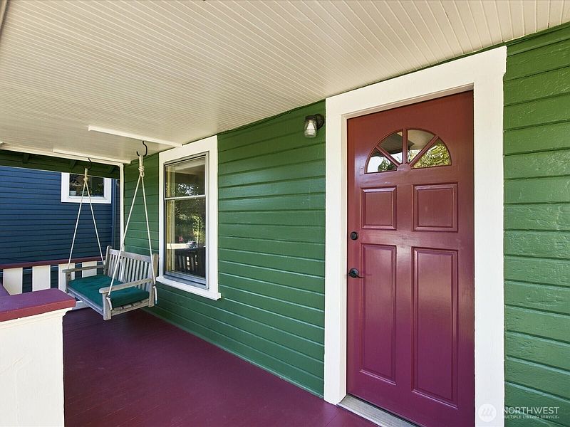 2nd image of 2811 SW Dakota Street