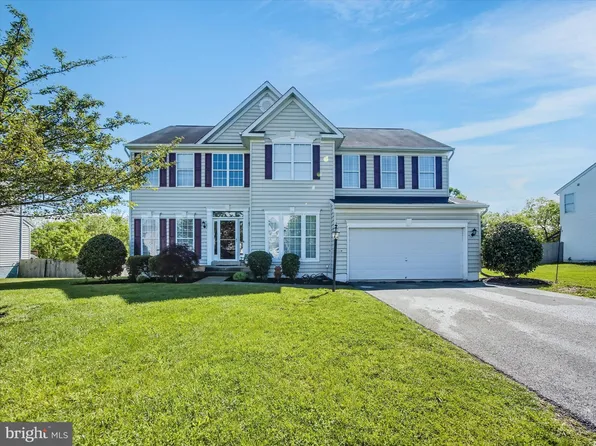 338 Rustling Leaf Pl, Kearneysville, WV 25430