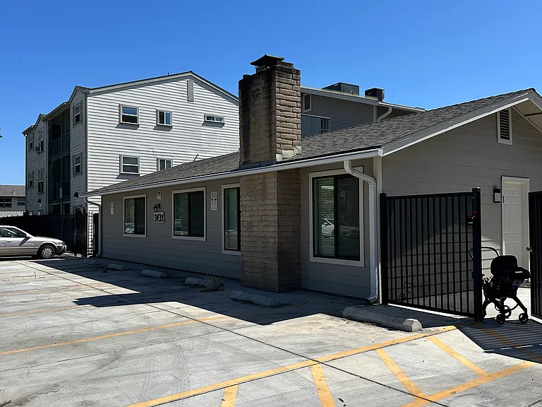 3435 Pacific Ave #5 — Photo 3