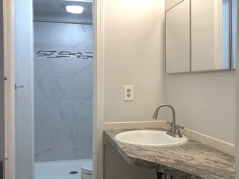 206 N Normal St — Photo 16