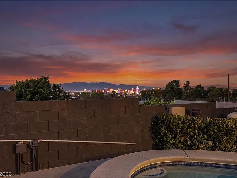 328 Waterwheel Falls Dr — Photo 6