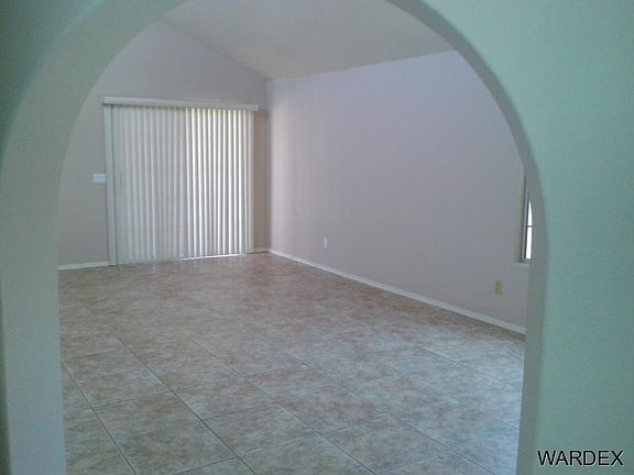 4th image of 470 S Acoma Blvd #1014