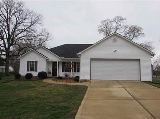 204 Carter Rd, Paris, TN 38242