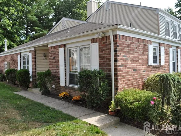 320 Knight Ct, Old Bridge, NJ 08857