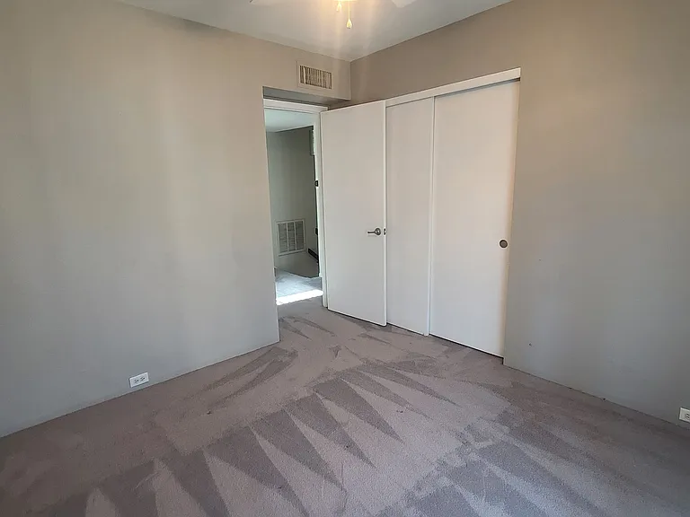8645 S 51st St #1 — Photo 19