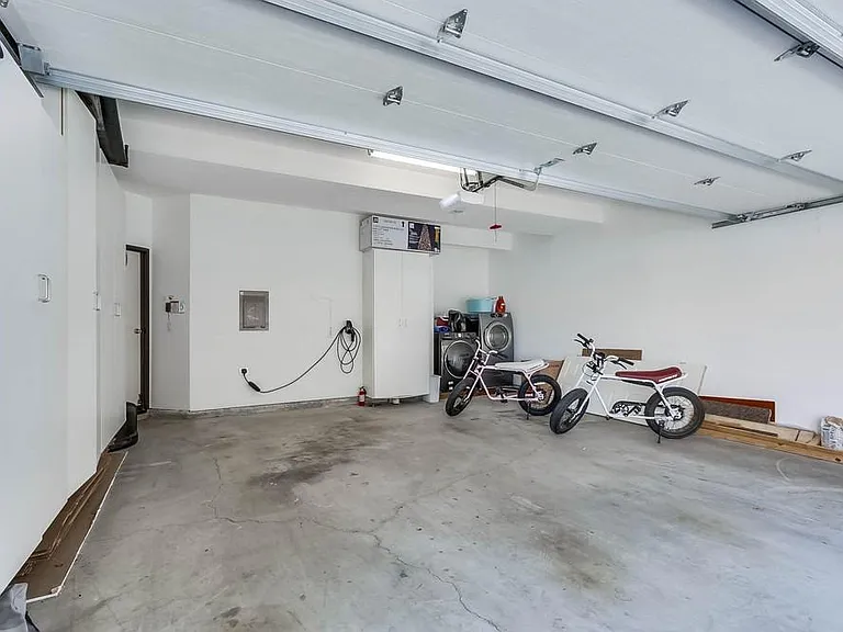 2160 College Ave #H — Photo 17