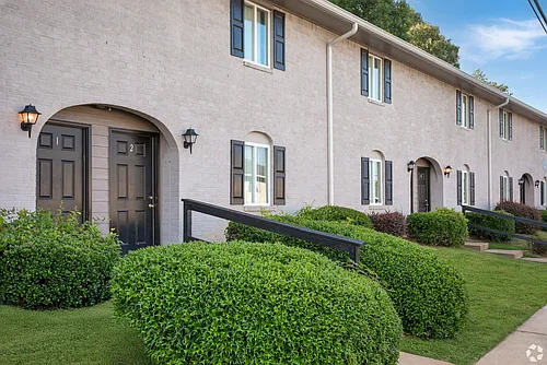 Park Place Townhomes Photo 1