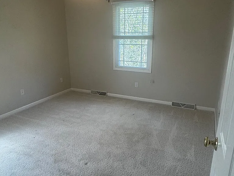 1108 Meadows Pl — Photo 26