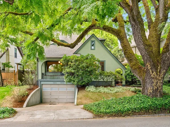 3876 NE Glisan St, Portland, OR 97232