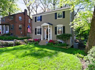 5704 8th Rd N, Arlington, VA 22205