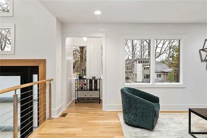 267 Beverly Rd NE — Photo 12