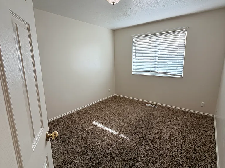 1100 E 1525 S #106 — Photo 13