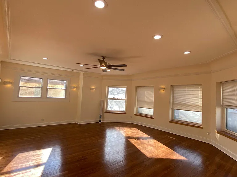 5739 N Francisco Ave #2 — Photo 8