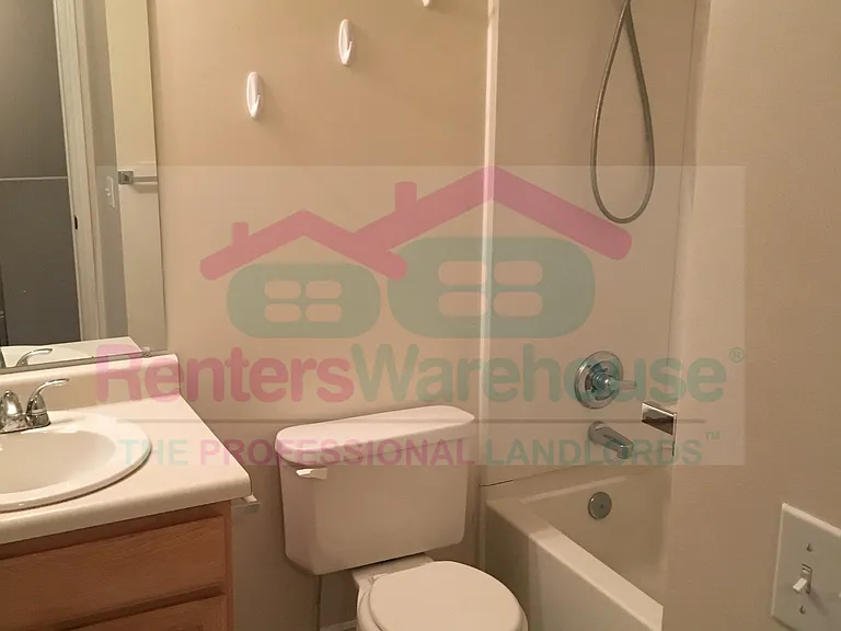 784 N 170 W — Photo 11