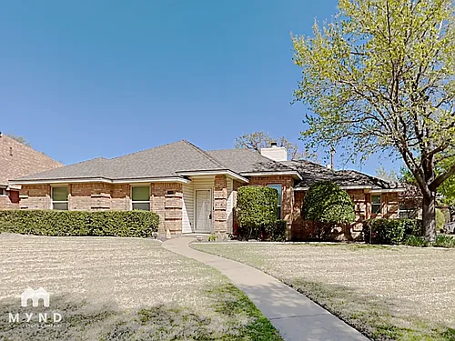1607 Boardwalk Ct Photo 1