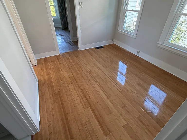 119 N Wilbur Ave — Photo 7