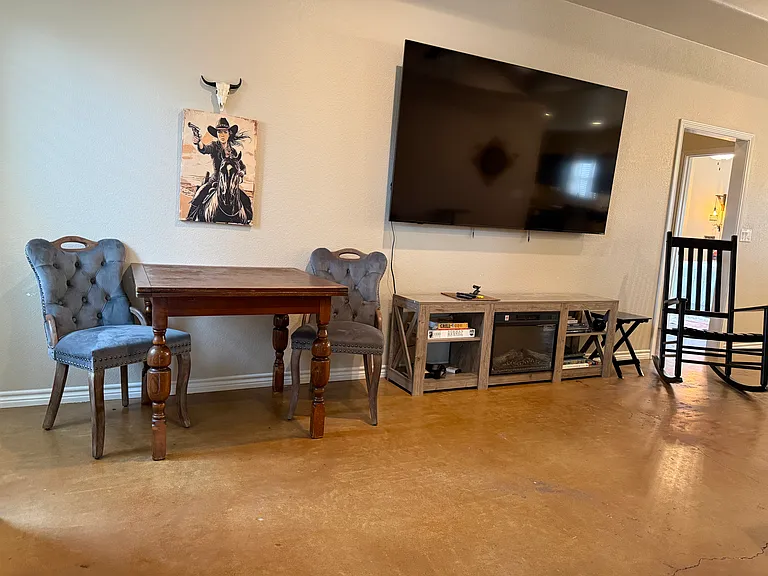 101 Ironway Dr — Photo 4