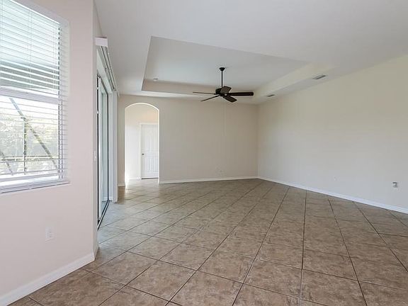 3rd image of 5934 Sweet Birch Dr