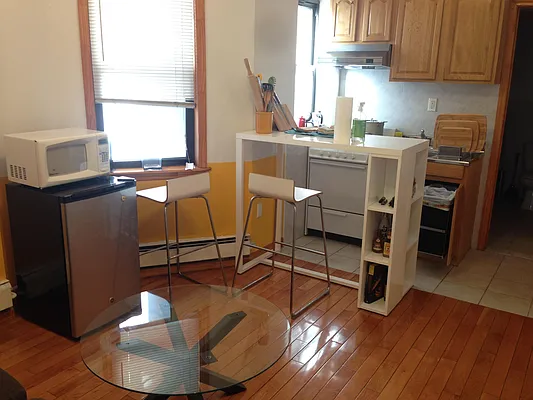 Rented by Living Quest Real Estate Inc. | media 6