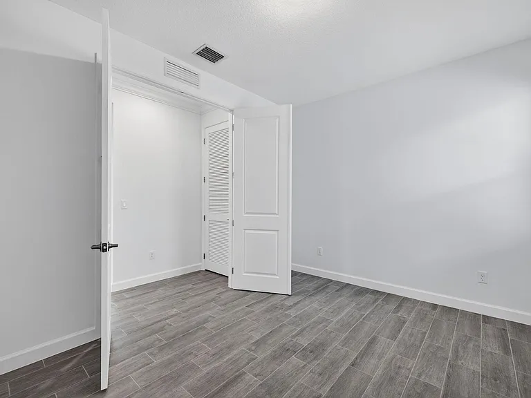 10644 NW Wilgrove Ln — Photo 22