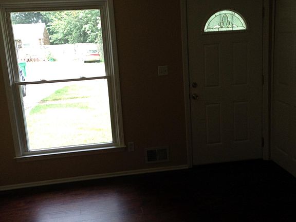 5th image of 11111 Thunder Dr