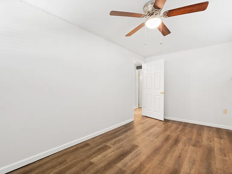 9845 Pebblestone Dr — Photo 19