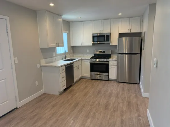 2530 Oceanside Blvd #1, Oceanside, CA 92054