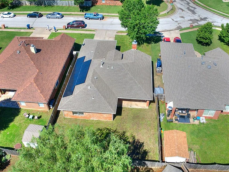 13300 S Robinson Ave — Photo 26