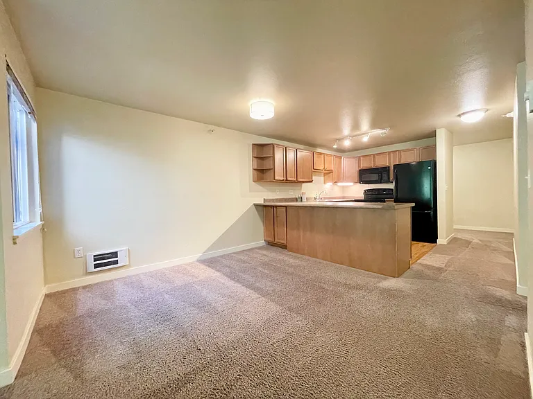700 Front St S #B208 — Photo 6