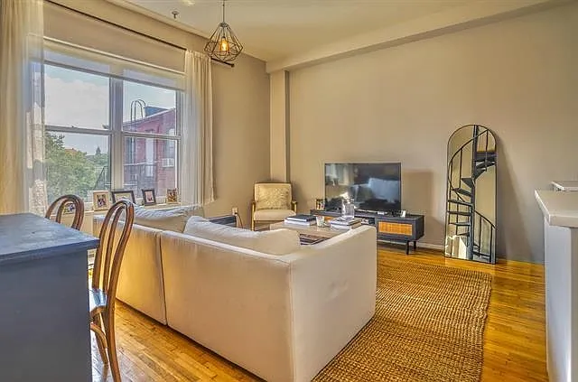 101 Willow Ave #5A — Photo 4