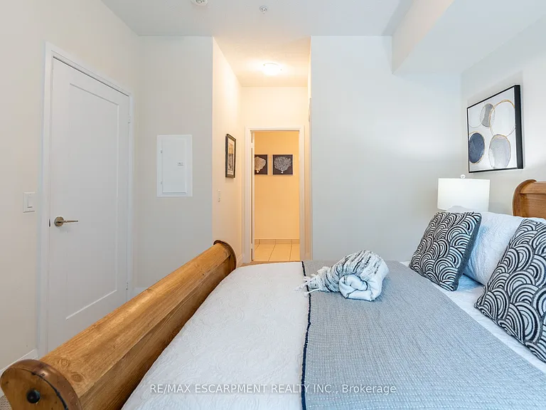 16 Concord Pl S #205 — Photo 28