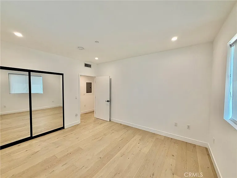 1123 S Shenandoah St #303 — Photo 13